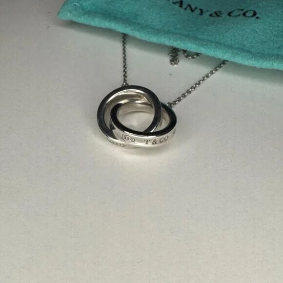 Tiffany 1837® Interlocking Circles Pendant - Picture 3 of 3